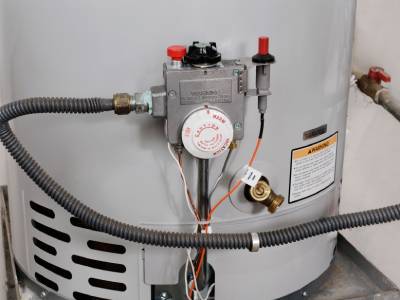 Water heater in commercial building